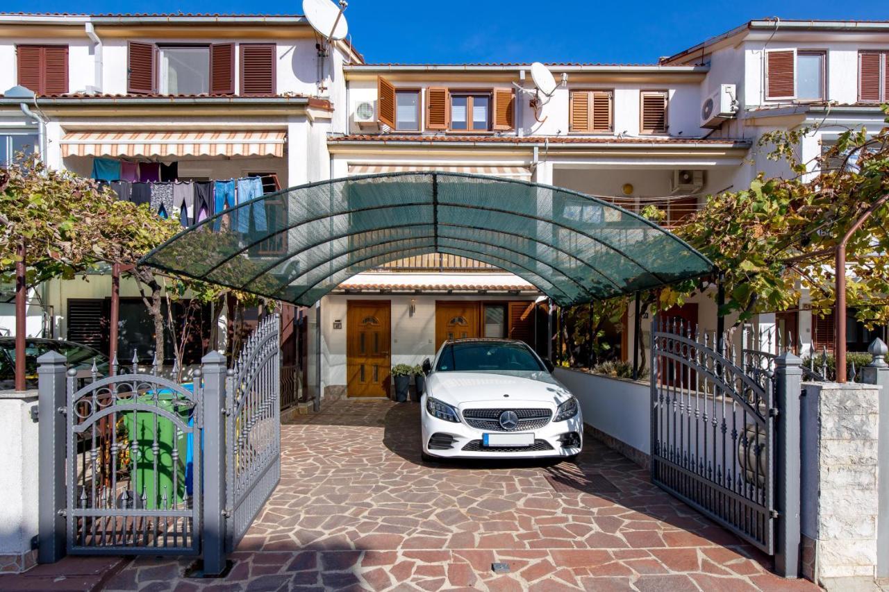 Nobis Apartment Rijeka Exterior photo